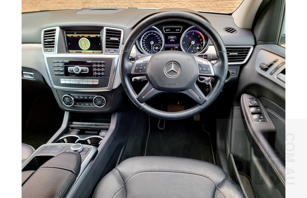 11/2013 Mercedes-Benz ML 250 CDI Bluetec (4x4) 166 4d Wagon Polar White 2.1L Turbo Diesel