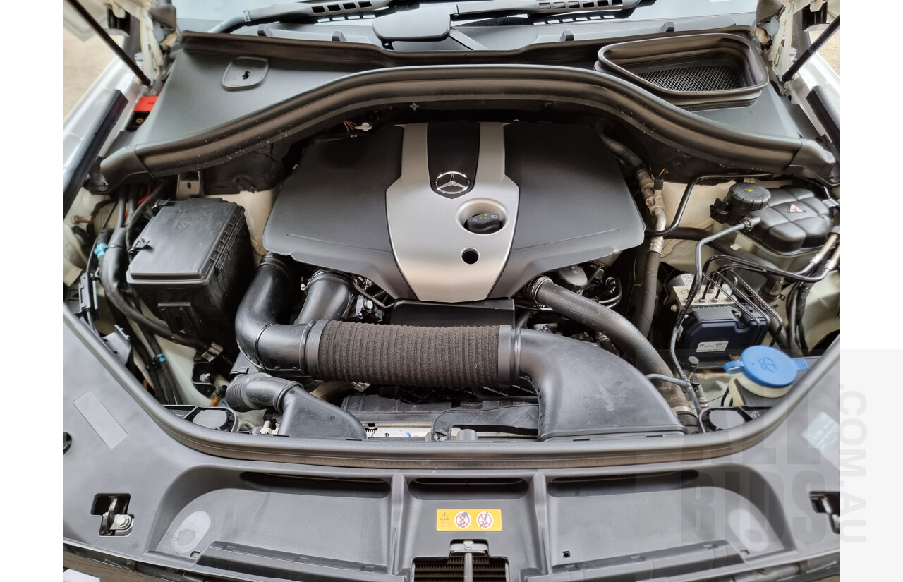 11/2013 Mercedes-Benz ML 250 CDI Bluetec (4x4) 166 4d Wagon Polar White 2.1L Turbo Diesel