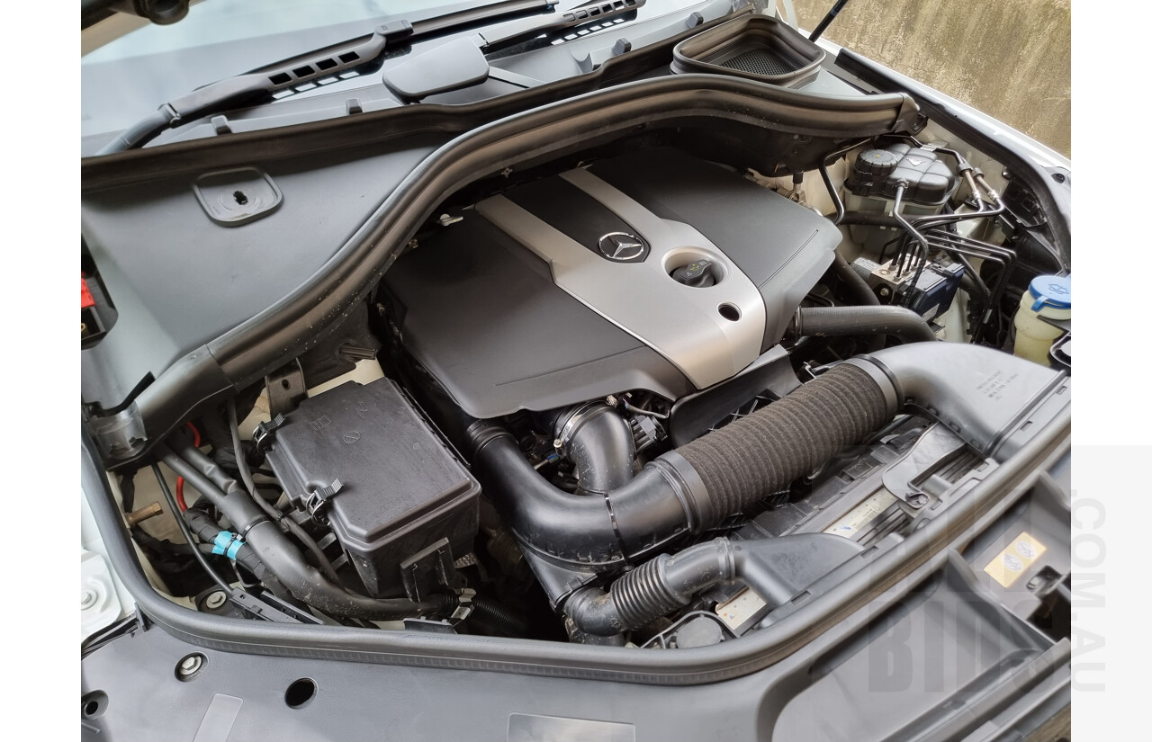 11/2013 Mercedes-Benz ML 250 CDI Bluetec (4x4) 166 4d Wagon Polar White 2.1L Turbo Diesel