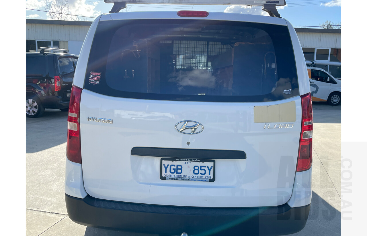 3/2008 Hyundai Iload  TQ 4d Van White 2.4L