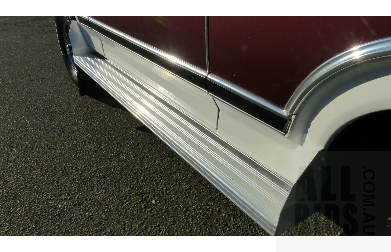 3/1985 Ford Bronco (4x4) 2d Wagon Metallic Brown & White 5.8L V8 351ci - Matching Numbers