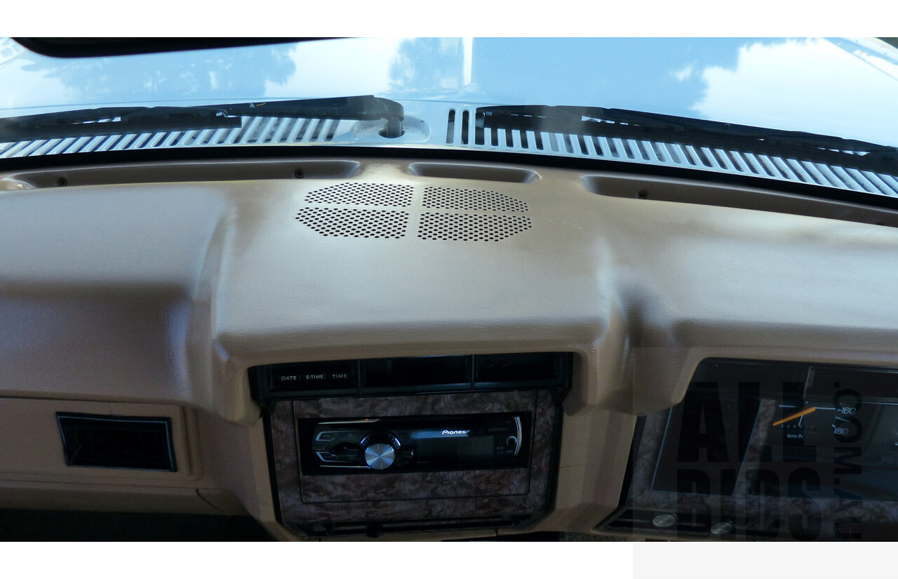 3/1985 Ford Bronco (4x4) 2d Wagon Metallic Brown & White 5.8L V8 351ci - Matching Numbers