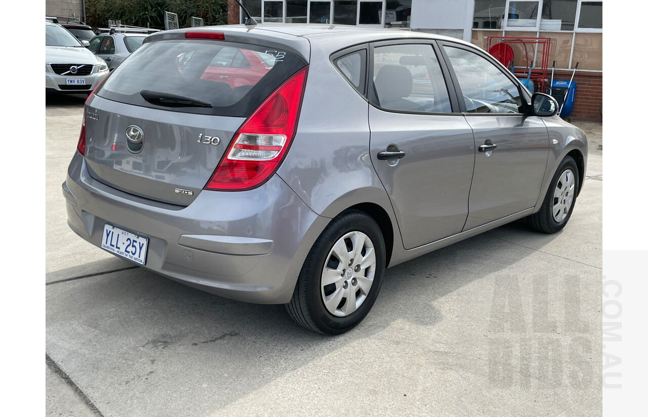 12/2010 Hyundai i30 SX FD MY11 5d Hatchback Grey 2.0L