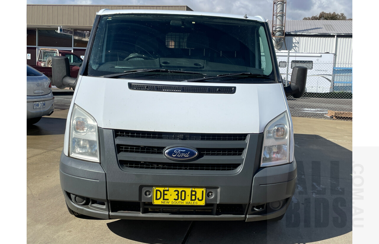 4/2010 Ford Transit LOW (mwb) VM MY10 Van White 2.2L