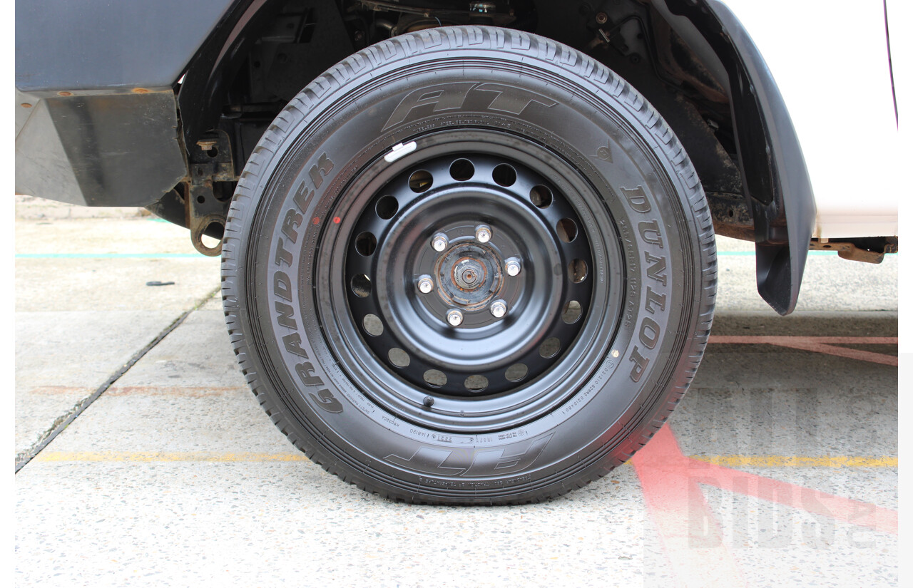 8/2014 Mazda BT-50 XT (4x4) MY13 Freestyle C/Chas White 3.2L Turbo Diesel