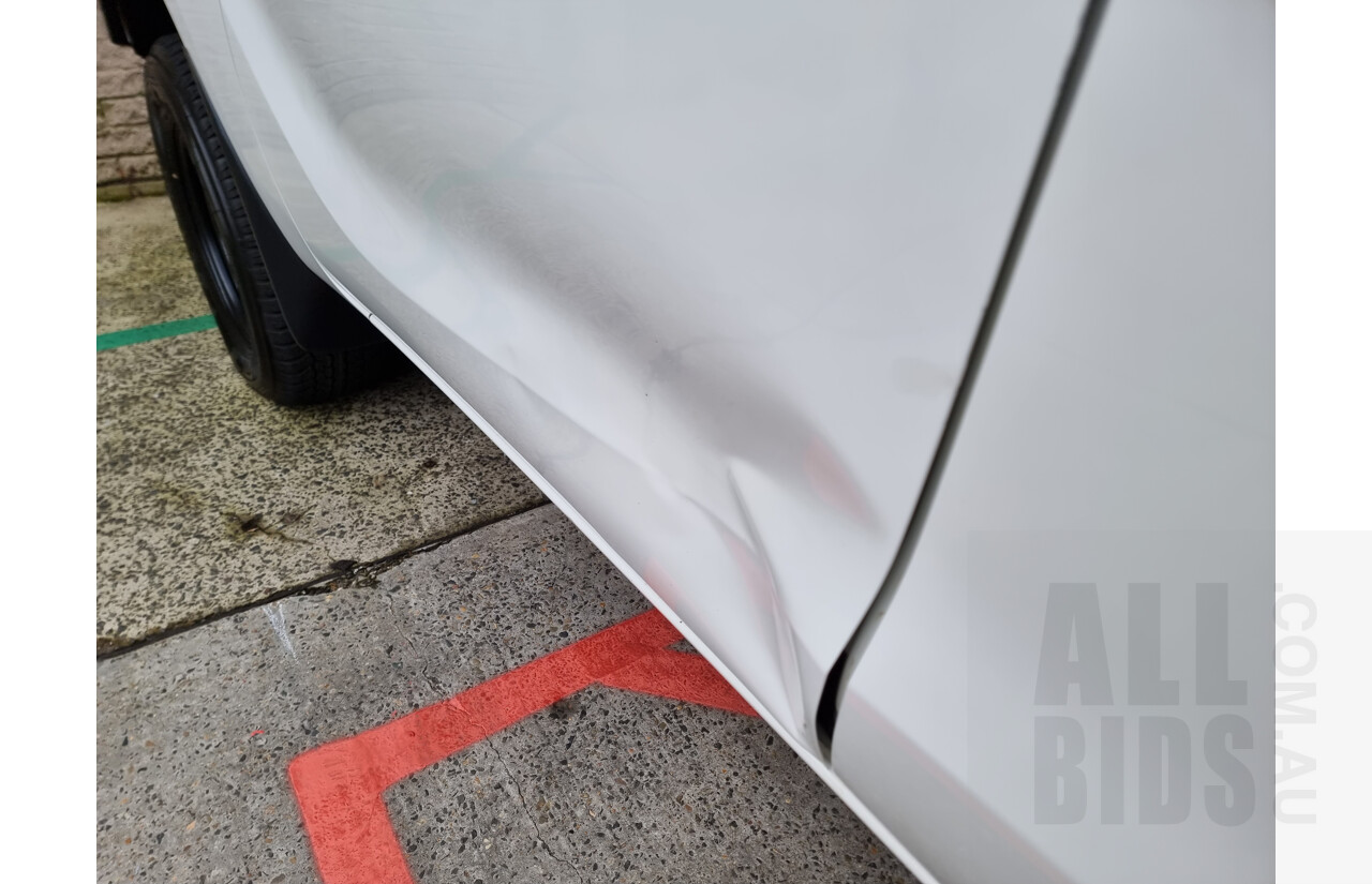 8/2014 Mazda BT-50 XT (4x4) MY13 Freestyle C/Chas White 3.2L Turbo Diesel