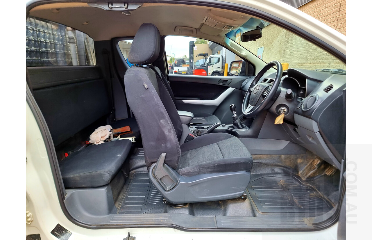 8/2014 Mazda BT-50 XT (4x4) MY13 Freestyle C/Chas White 3.2L Turbo Diesel