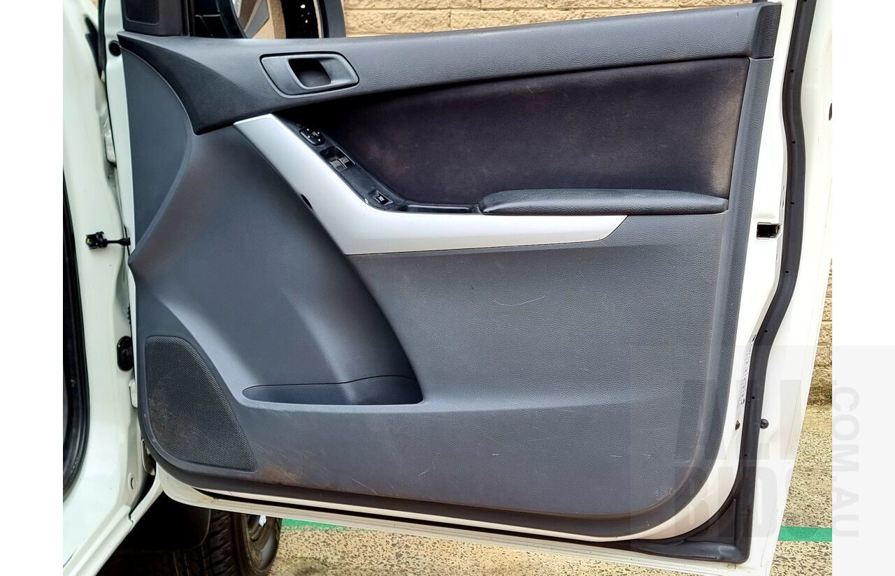 8/2014 Mazda BT-50 XT (4x4) MY13 Freestyle C/Chas White 3.2L Turbo Diesel