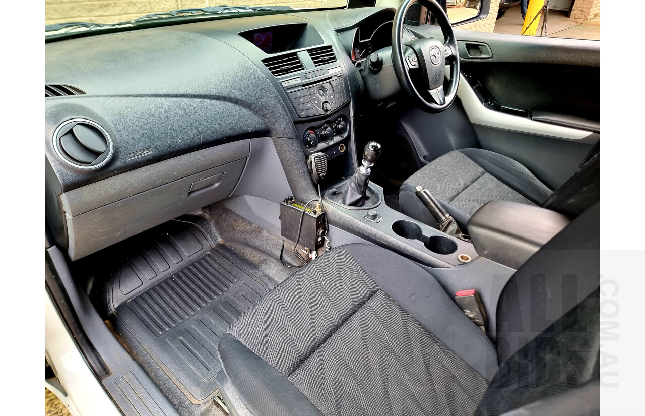 8/2014 Mazda BT-50 XT (4x4) MY13 Freestyle C/Chas White 3.2L Turbo Diesel