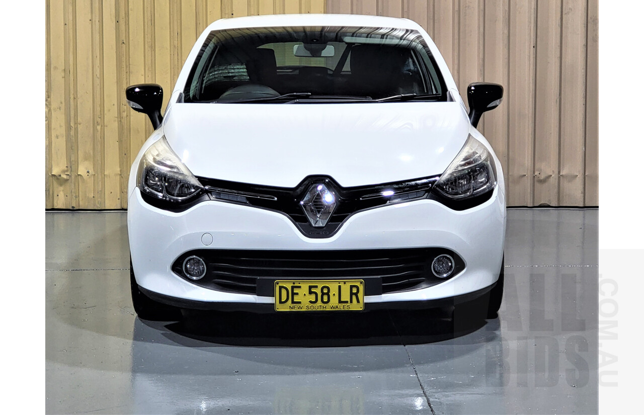 9/2015 Renault Clio Expression X98 5d Hatchback White 1.2L