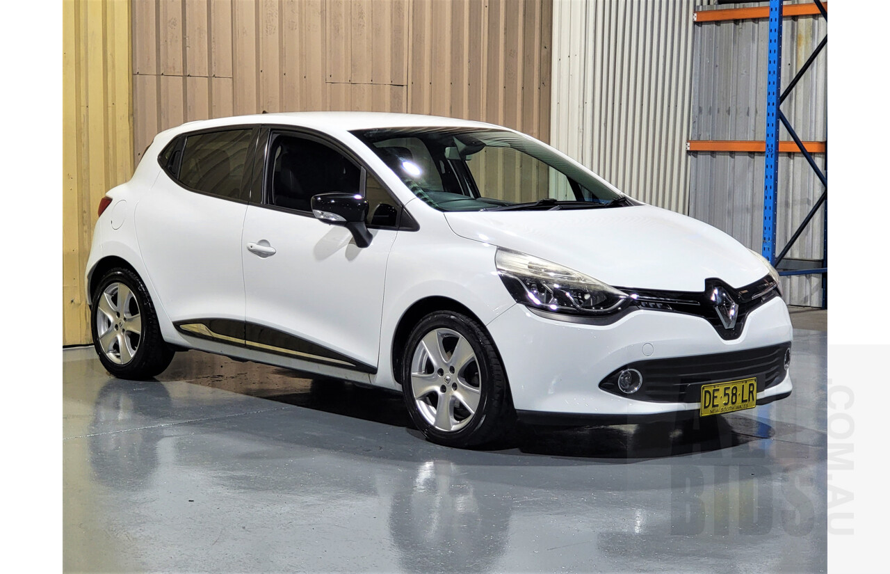 9/2015 Renault Clio Expression X98 5d Hatchback White 1.2L
