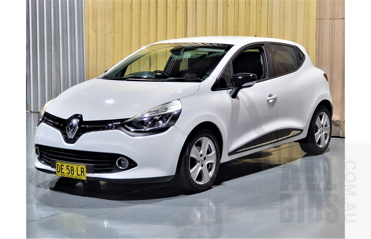 9/2015 Renault Clio Expression X98 5d Hatchback White 1.2L