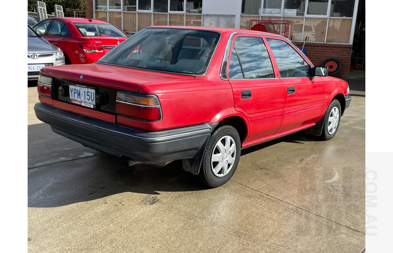 12/1989 Toyota Corolla CS AE92 4d Sedan Red 1.6L