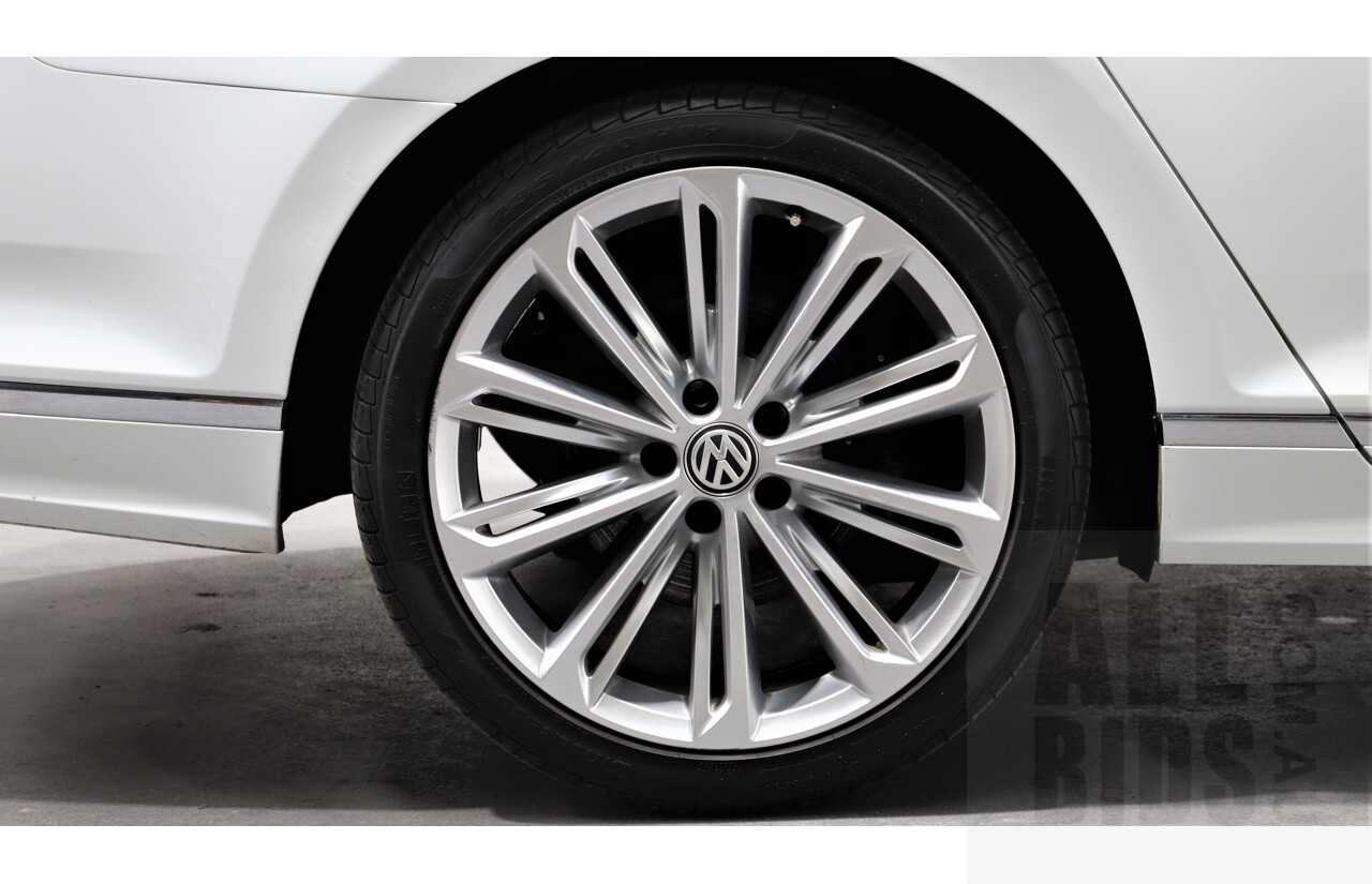 4/2016 Volkswagen Passat 118 TSI R-line 3C MY15 4d Sedan White 1.8L