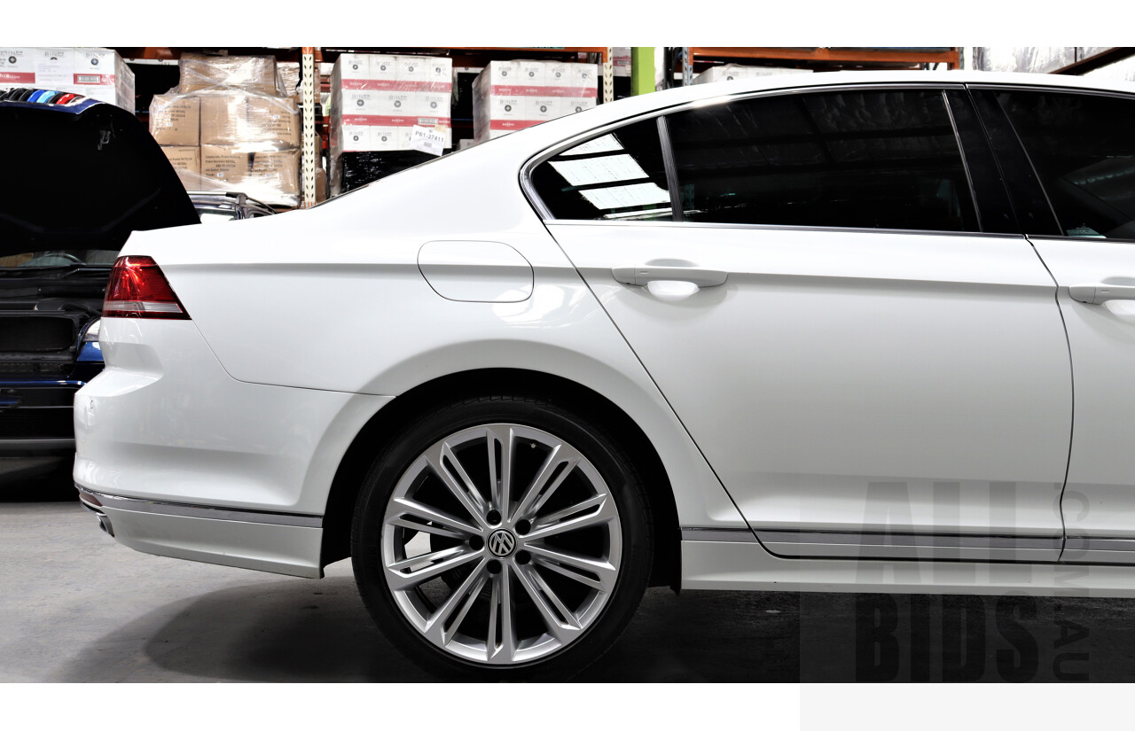 4/2016 Volkswagen Passat 118 TSI R-line 3C MY15 4d Sedan White 1.8L