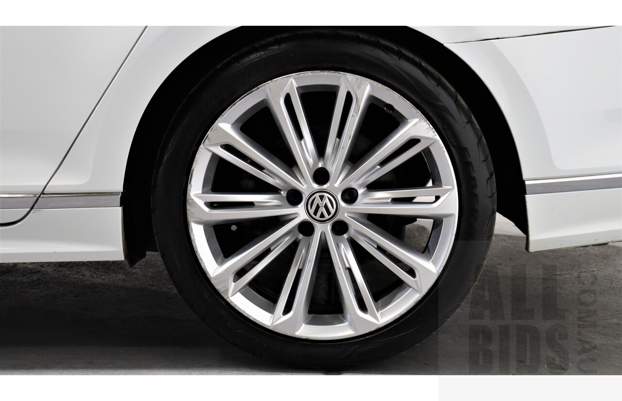 4/2016 Volkswagen Passat 118 TSI R-line 3C MY15 4d Sedan White 1.8L