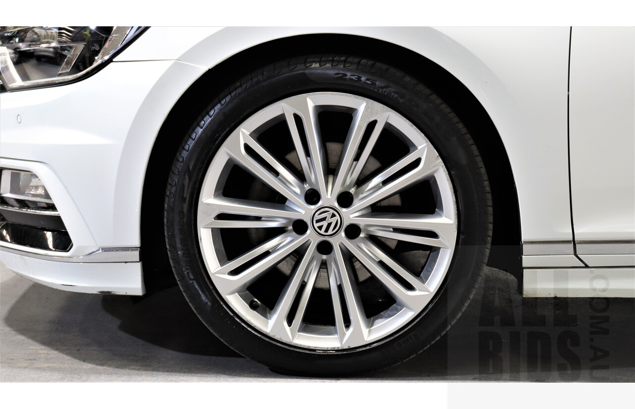 4/2016 Volkswagen Passat 118 TSI R-line 3C MY15 4d Sedan White 1.8L