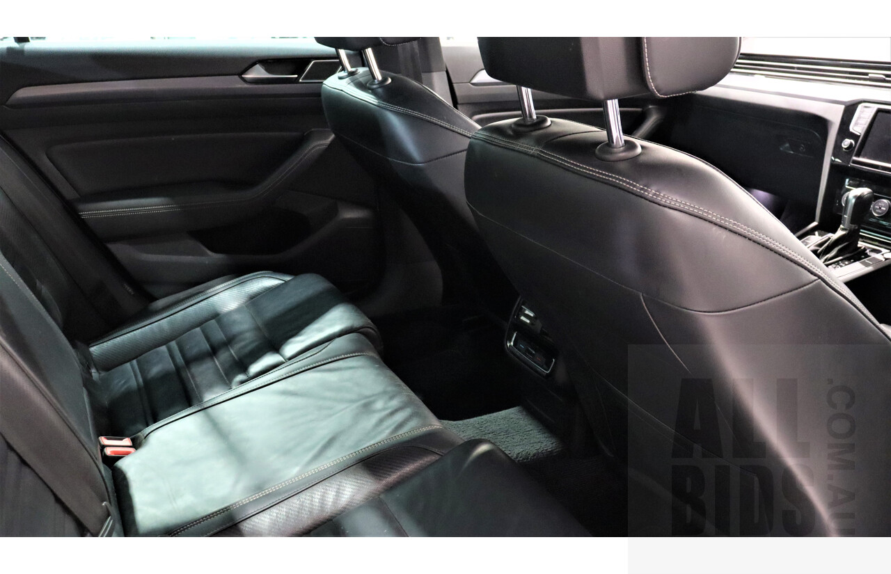 4/2016 Volkswagen Passat 118 TSI R-line 3C MY15 4d Sedan White 1.8L