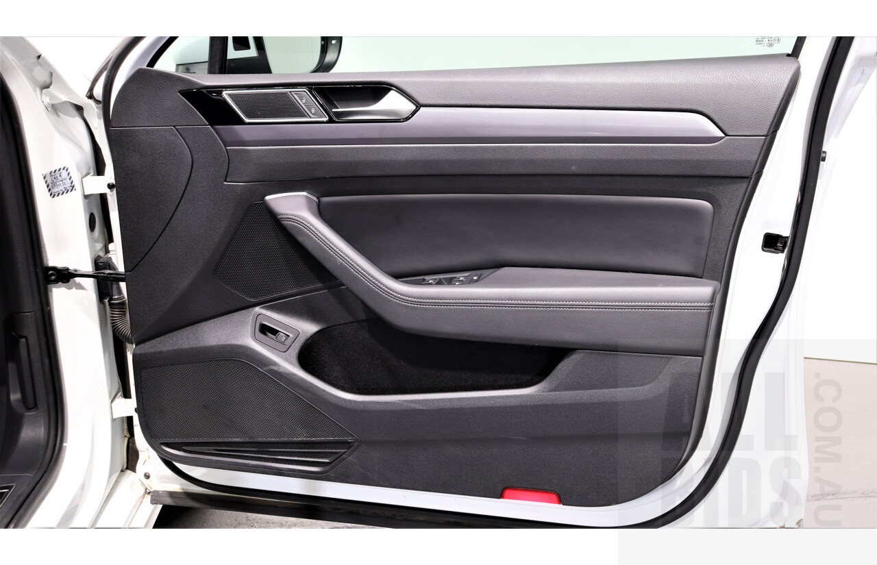 4/2016 Volkswagen Passat 118 TSI R-line 3C MY15 4d Sedan White 1.8L