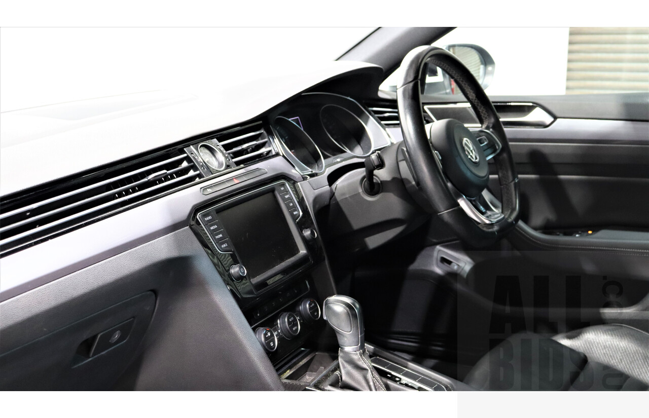 4/2016 Volkswagen Passat 118 TSI R-line 3C MY15 4d Sedan White 1.8L