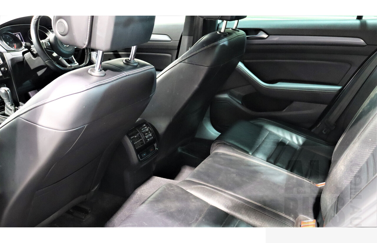 4/2016 Volkswagen Passat 118 TSI R-line 3C MY15 4d Sedan White 1.8L