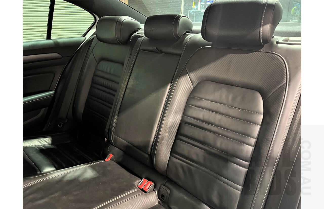 4/2016 Volkswagen Passat 118 TSI R-line 3C MY15 4d Sedan White 1.8L