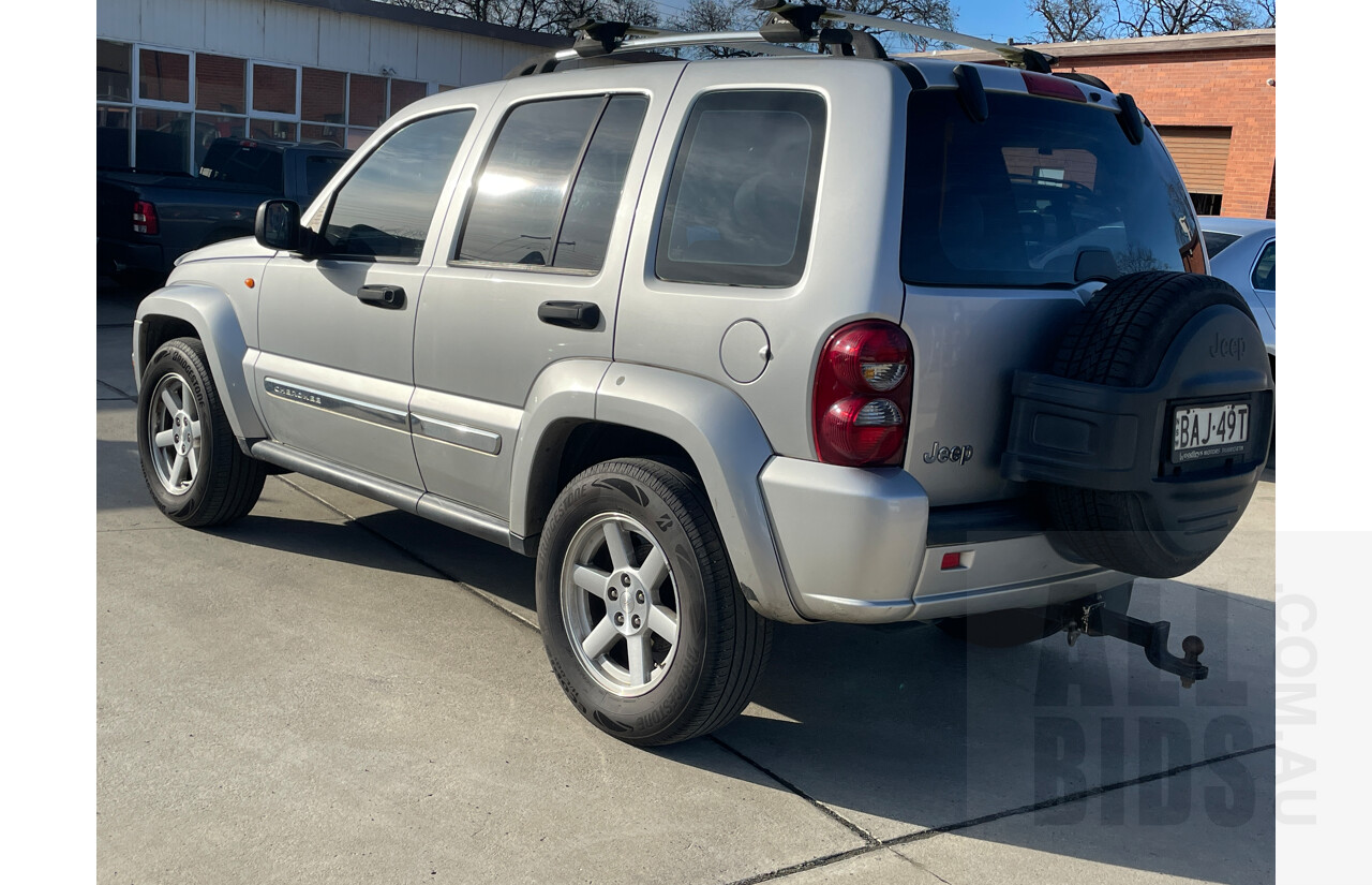 11/2006 Jeep Cherokee Limited (4x4) KJ MY05 UPGRADE II 2d Coupe Silver 0.0