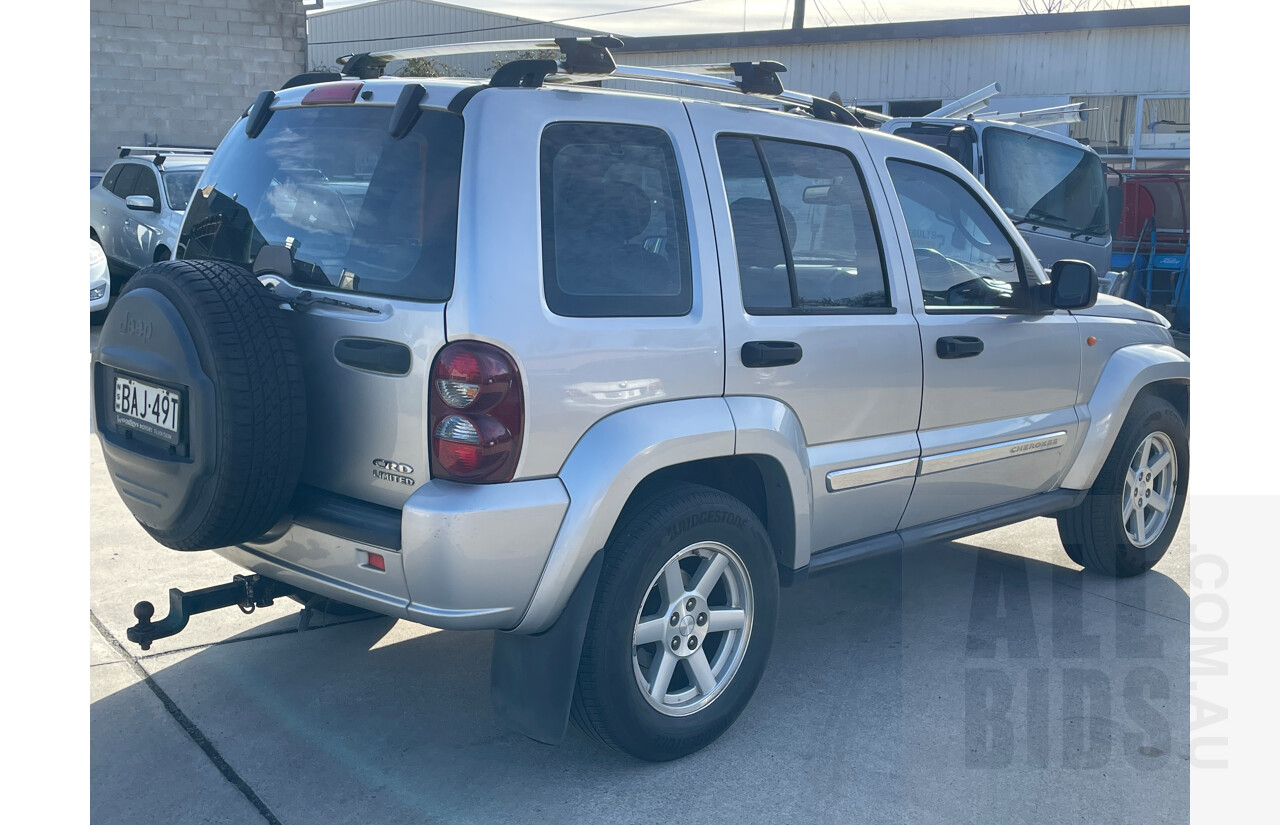 11/2006 Jeep Cherokee Limited (4x4) KJ MY05 UPGRADE II 2d Coupe Silver 0.0