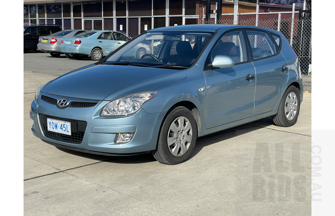 5/2010 Hyundai i30 SX FD MY10 5d Hatchback Blue 2.0L