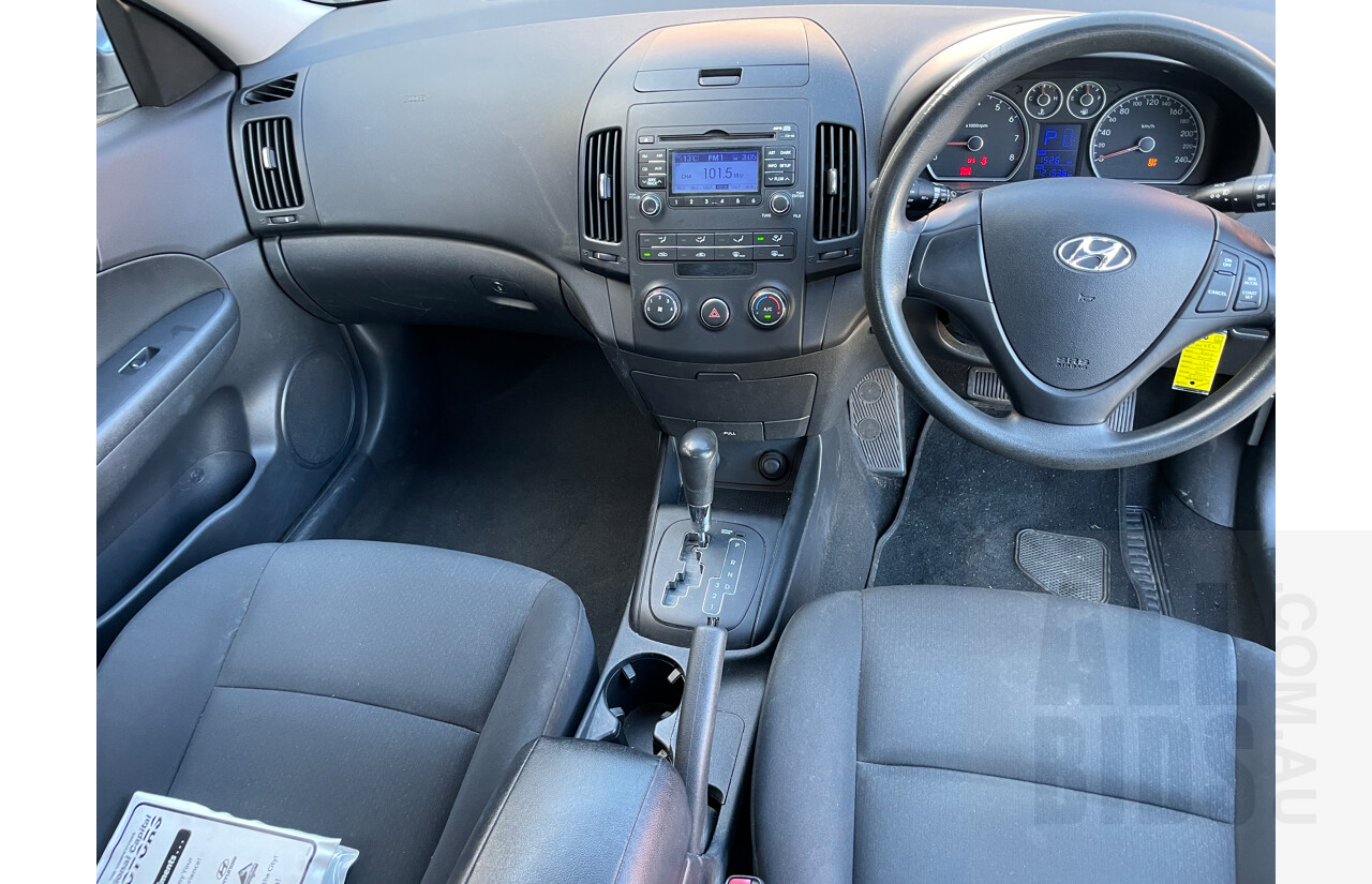 5/2010 Hyundai i30 SX FD MY10 5d Hatchback Blue 2.0L
