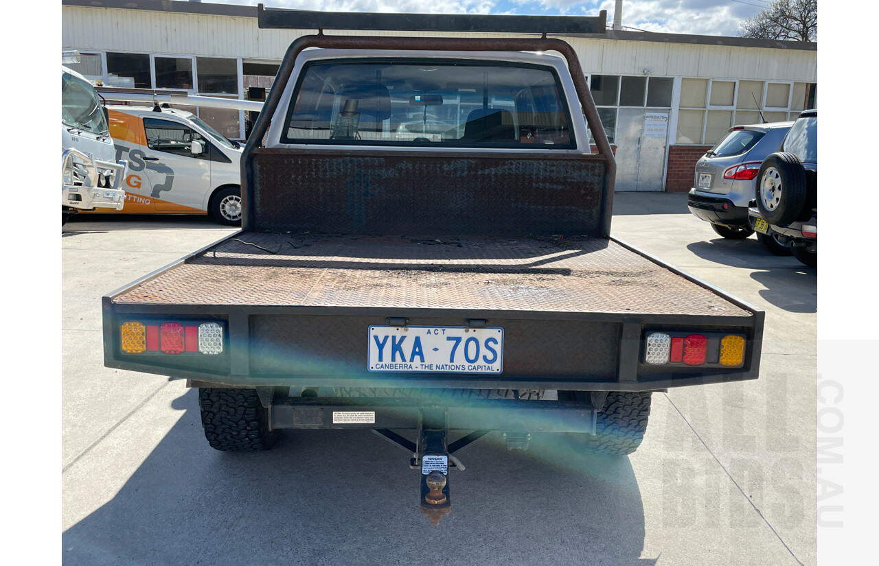 4/2013 Nissan Navara DX (4x4) D22 SERIES 5 C/Chas Silver 2.5L