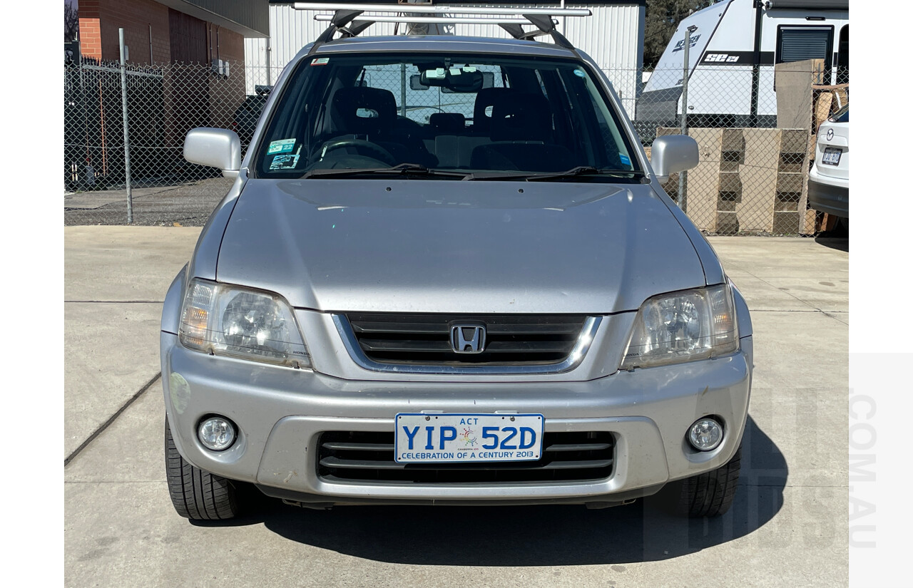 3/2000 Honda CRV (4x4) Sport  4d Wagon Silver 2.0L