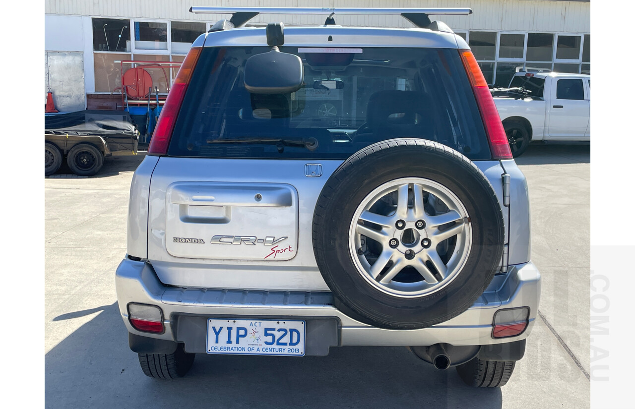 3/2000 Honda CRV (4x4) Sport  4d Wagon Silver 2.0L