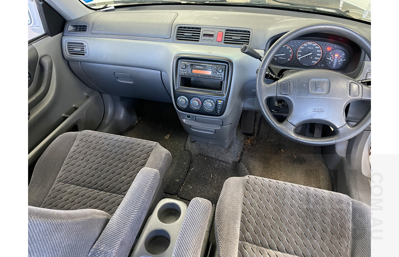 3/2000 Honda CRV (4x4) Sport  4d Wagon Silver 2.0L