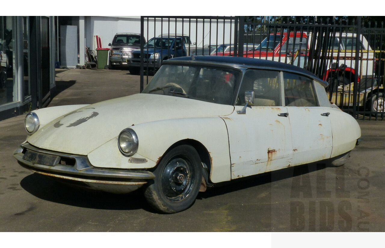 1958-1962 Citroen ID-19 4d Sedan White 2.0L - Very Rare Australian-Built Model
