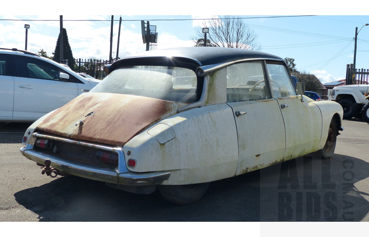 1958-1962 Citroen ID-19 4d Sedan White 2.0L - Very Rare Australian-Built Model