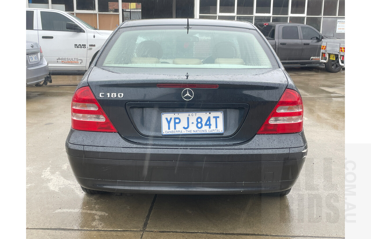 3/2002 Mercedes-Benz C180 Classic W203 4d Sedan Blue 2.0L