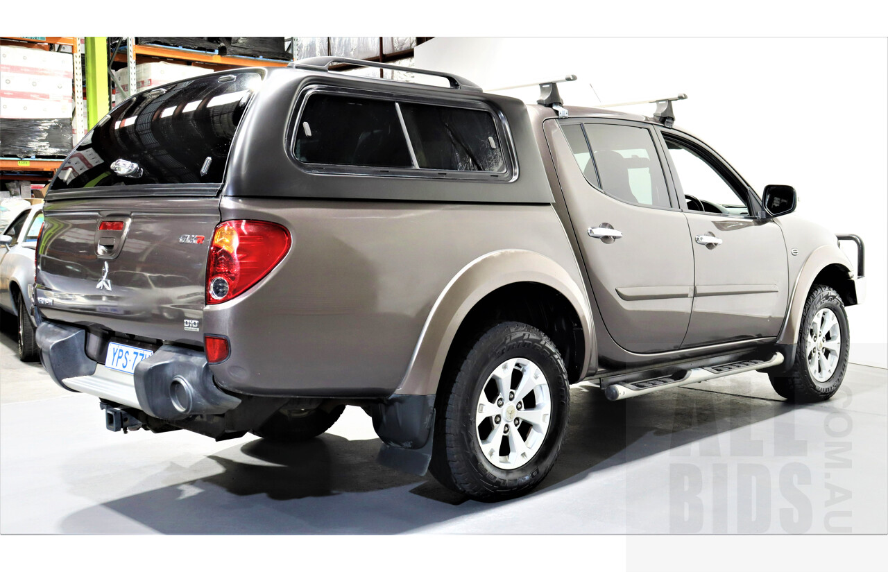 2/2013 Mitsubishi Triton Glx-R (4x4) MN MY13 Double Cab Utility Grey 2.5L