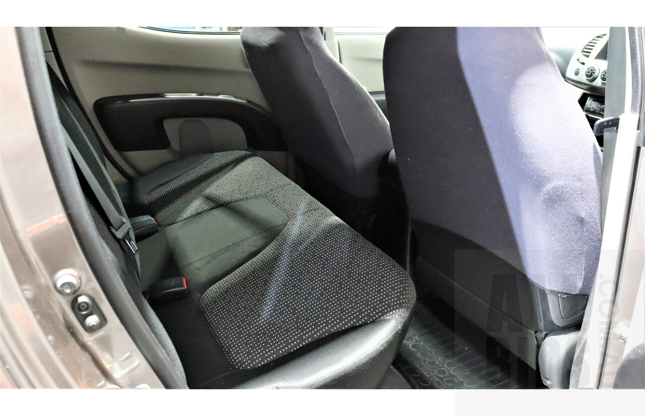 2/2013 Mitsubishi Triton Glx-R (4x4) MN MY13 Double Cab Utility Grey 2.5L