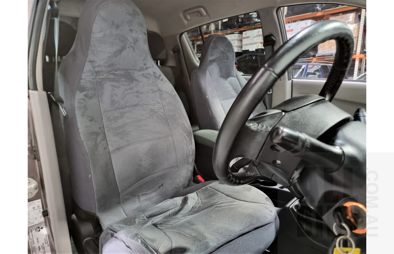 2/2013 Mitsubishi Triton Glx-R (4x4) MN MY13 Double Cab Utility Grey 2.5L