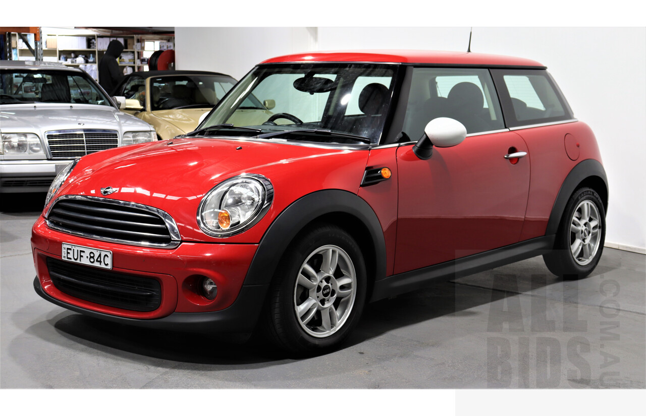 8/2012 Mini Cooper  R56 MY12 2d Hatchback Red 1.6L