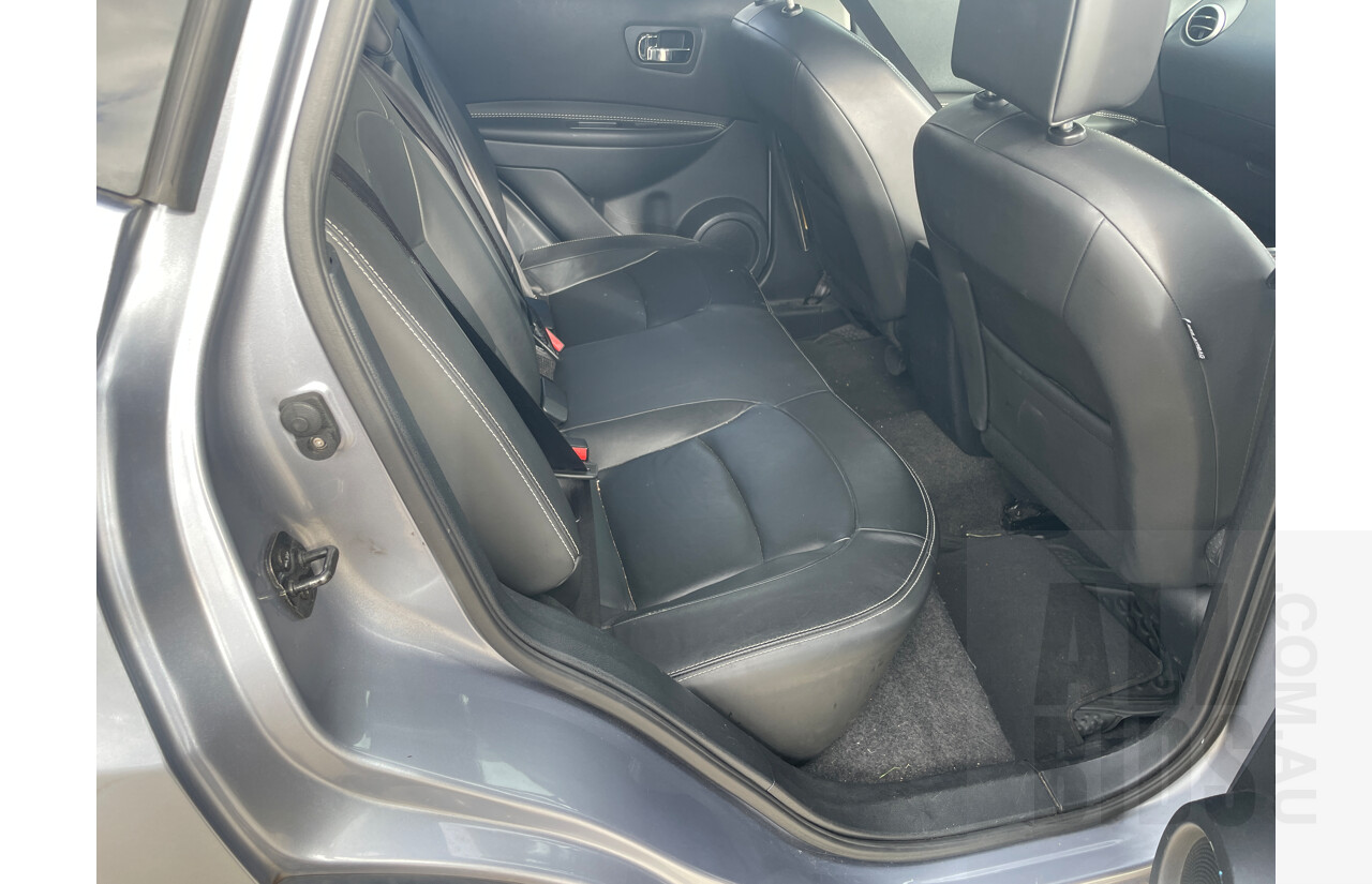 6/2013 Nissan Dualis +2 Ti-L (4x4) J10 MY13 4d Wagon Grey 2.0L