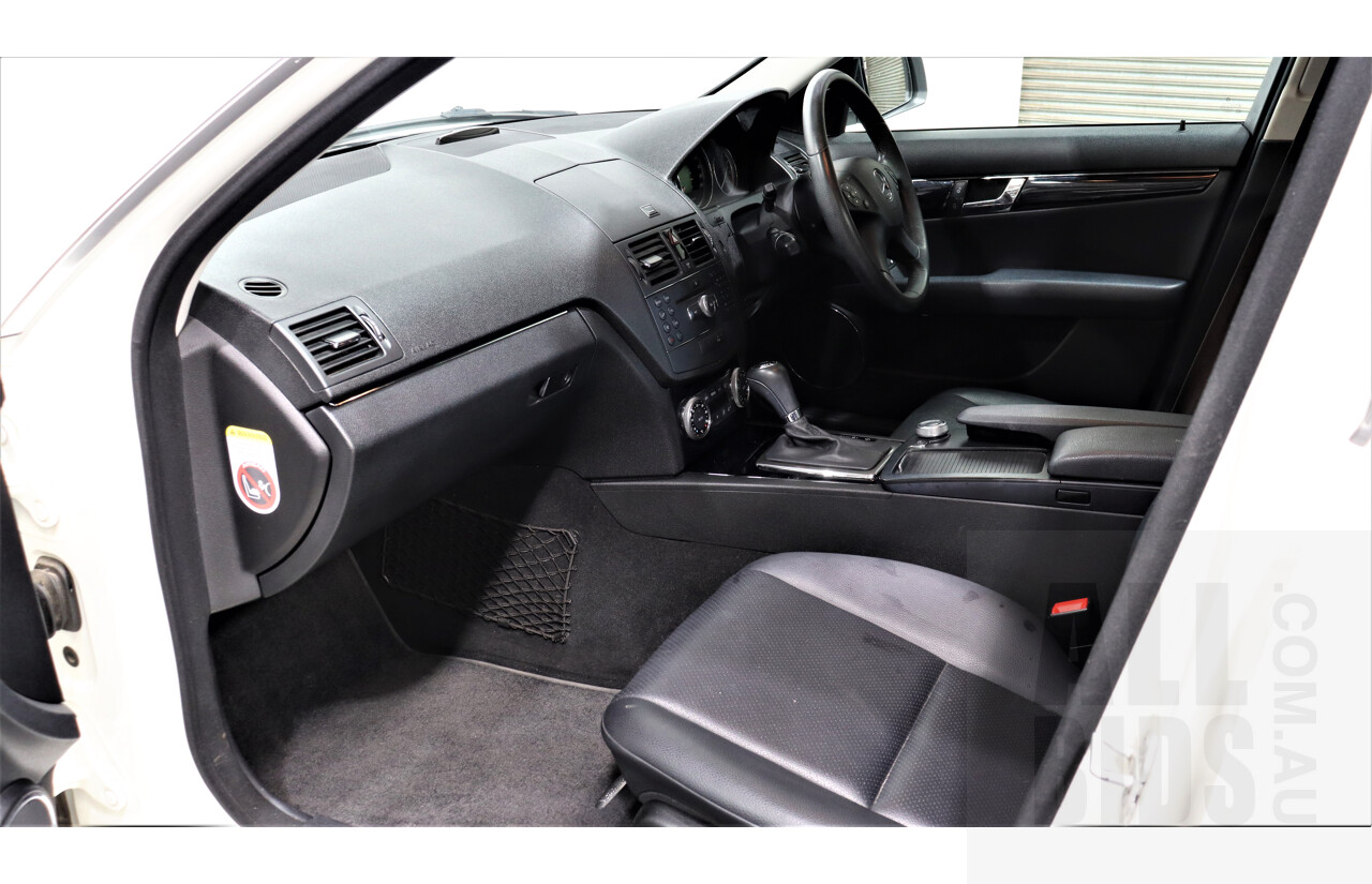 7/2008 Mercedes-Benz C200 Kompressor Classic W204 4d Sedan White 1.8L Supercharged