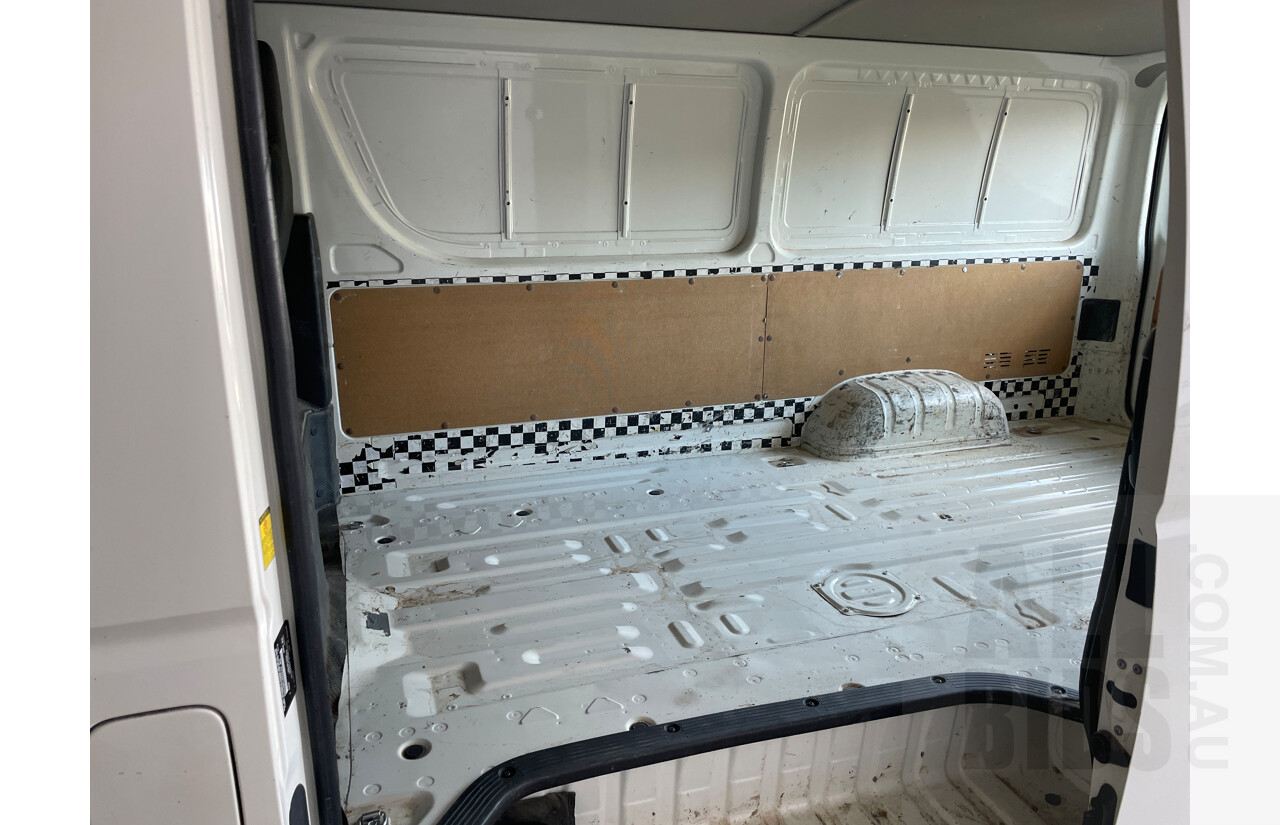 1/2013 Toyota Hiace LWB TRH201R MY12 UPGRADE 4d Van White 2.7L - USED