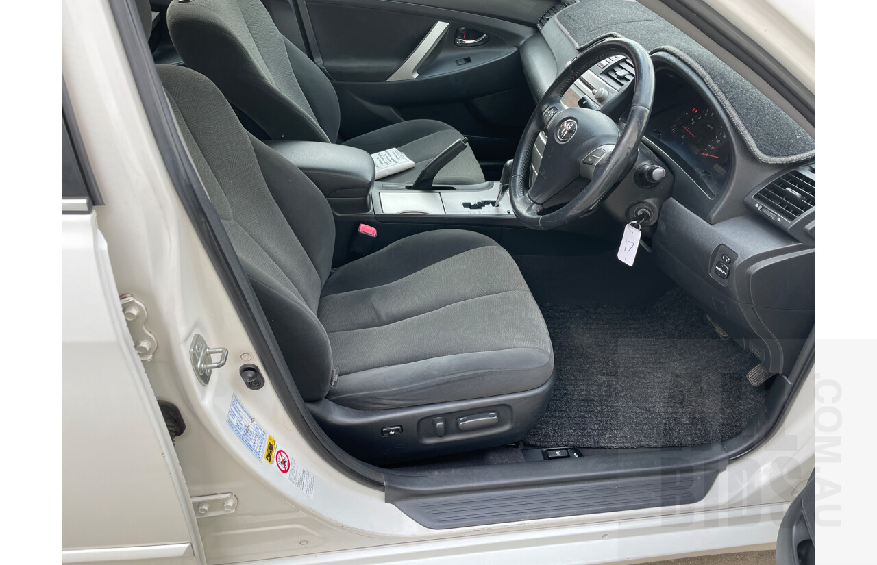 2/2007 Toyota Camry Ateva ACV40R 07 UPGRADE 4d Sedan White 2.4L