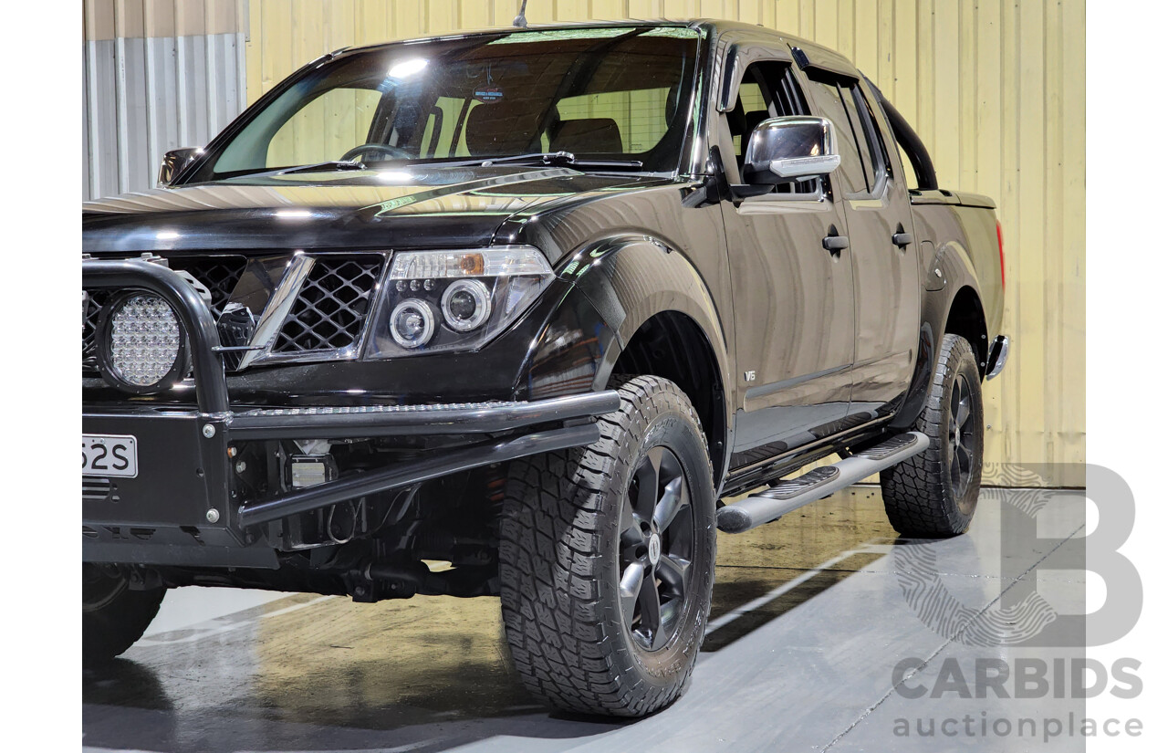 9/2013 Nissan Navara ST-X (4x4) D40 MY12 Dual Cab Utility Black 3.0L V6 Turbo Diesel