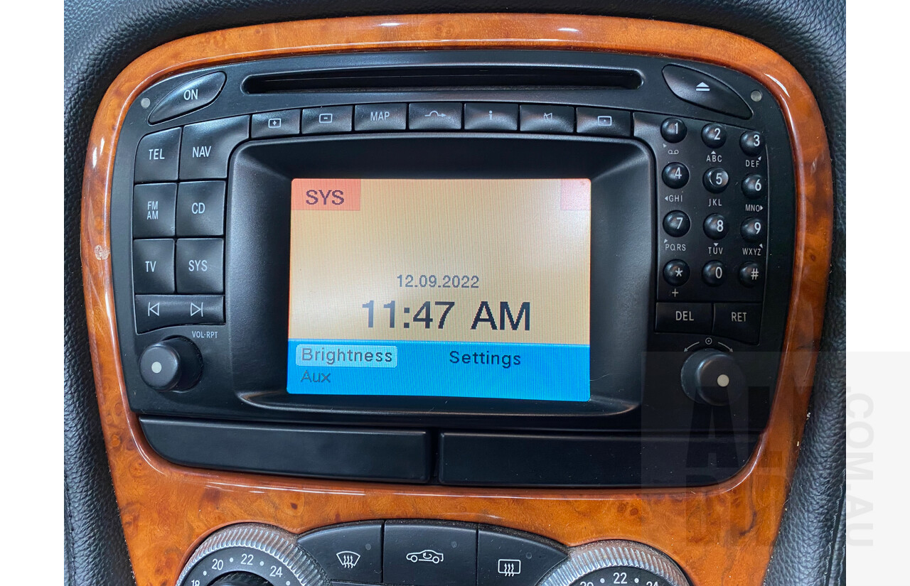 6/2003 Mercedes-Benz Sl500  R230 2d Convertible White 5.0L