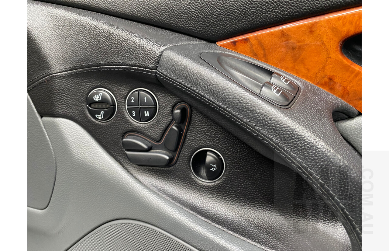 6/2003 Mercedes-Benz Sl500  R230 2d Convertible White 5.0L