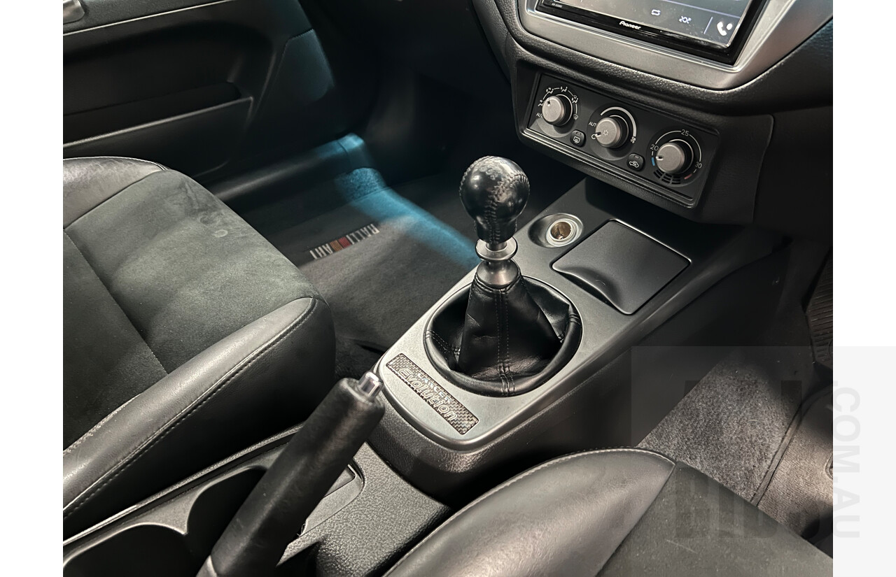 8/2005 Mitsubishi Lancer Evolution IX CY 4d Sedan Wrapped Dark Grey, White underneath 2.0L Turbo