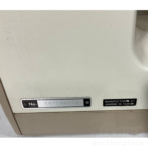 Janome Sewing Machine With Hard Case